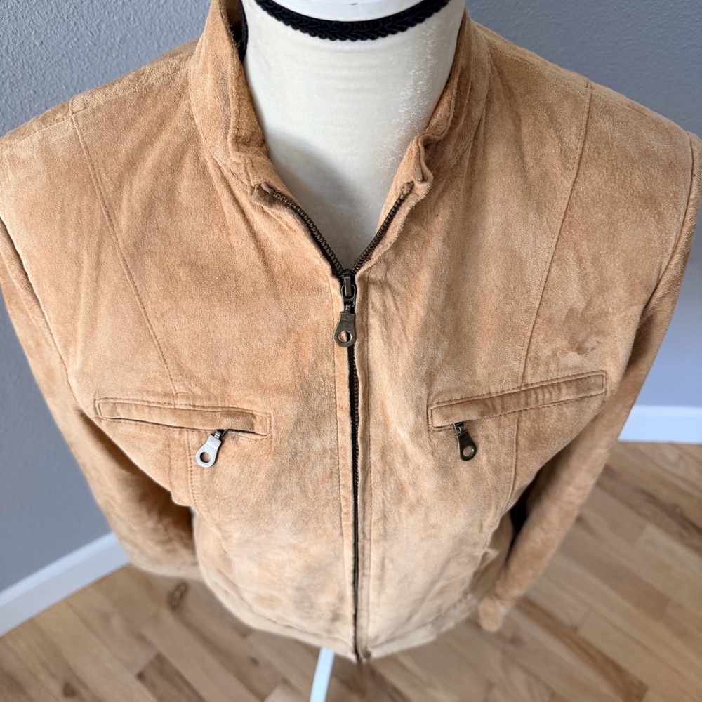Chic Tan Leather Jacket - Picture 6 of 14